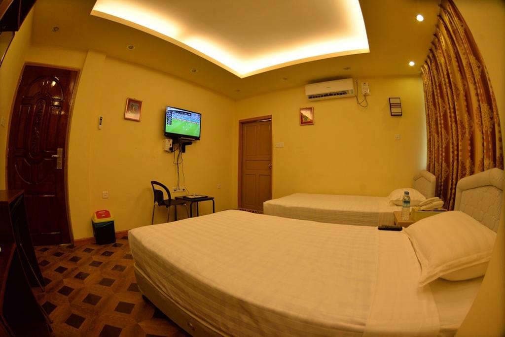 New Golden Forward Hotel Rangum Exterior foto