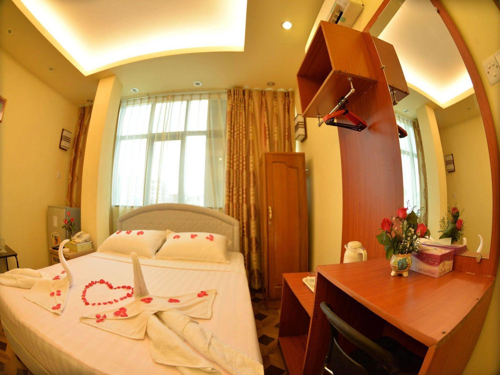 New Golden Forward Hotel Rangum Exterior foto